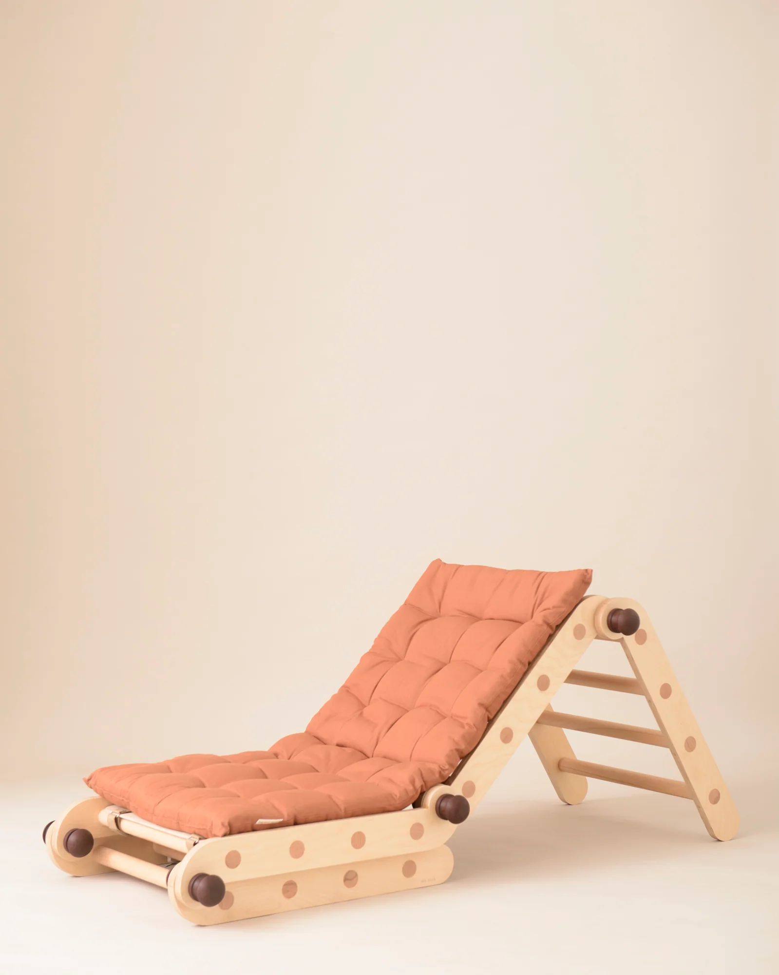 Cushion attachment for Transformable Pikler Triangle - Image 5