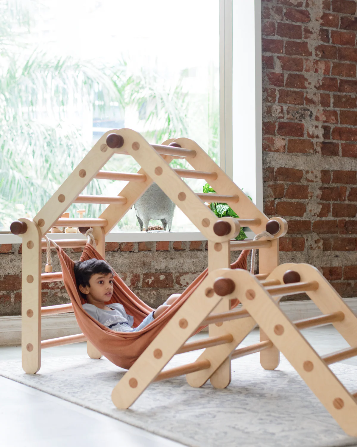 Hammock attachment for Transformable Pikler Triangle - Image 9