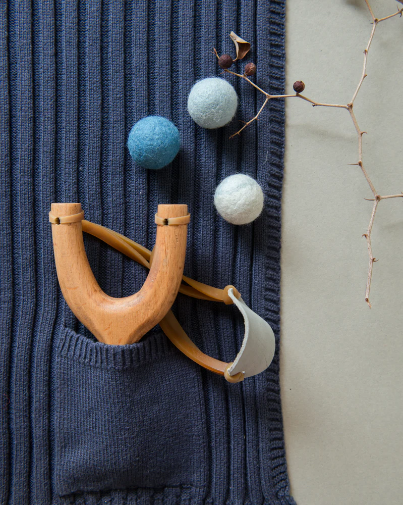 Wooden Slingshot & Felt Balls - Image 5